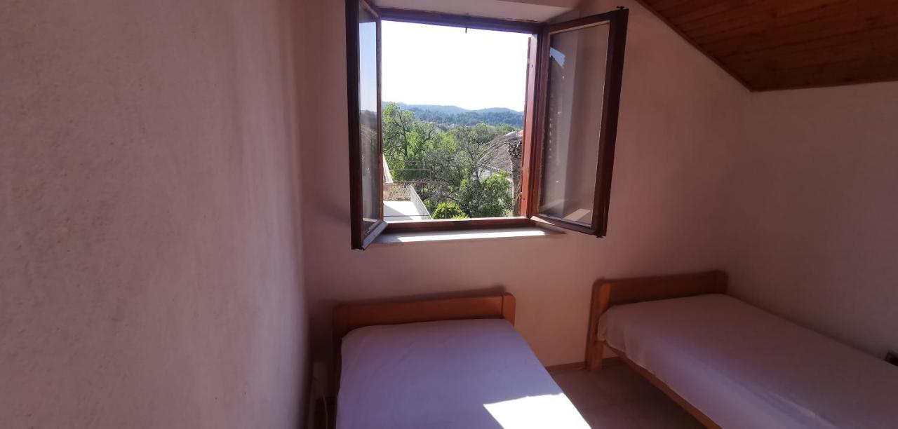 Big House For 14 People In Centre Of Lumbarda Apartment Exterior photo